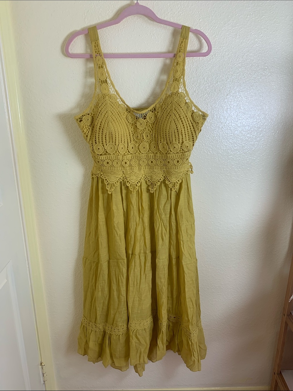 NWT J Gee Crochet Bodice Midi Dress in Mustard Yellow, Size L